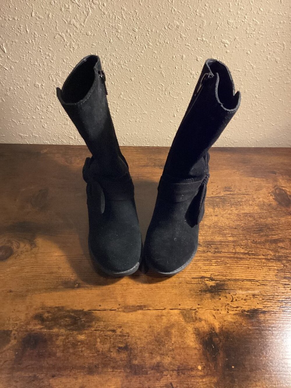 Girls Black Knee-High Faux Suede Boots with Bow Detail